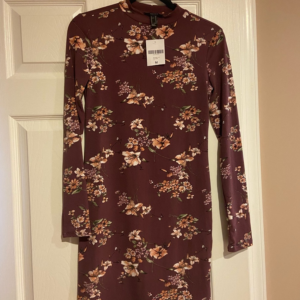 NWT Floral Mock Neck Mini Dress